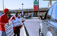 [포토]댈러스 흑인단체 `한인 추방' 가두시위