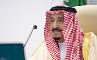 사우디 국왕 “사우디, 석유 시장 안정과 균형 추구”