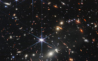 사진 공개한 제임스웹 우주망원경…외계 생명체도 찾는다