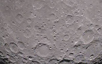 NASA, 달 뒷면 영상 공개…어떻게 생겼나?