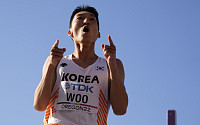 우상혁 높이뛰기 2위…한국 역사상 첫 세계선수권 은메달