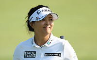 고진영, LPGA 에비앙 1라운드 5언더파로 공동 5위…전인지ㆍ박성현 등 10위