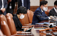 [포토] 국무회의 기다리는 박순애 부총리