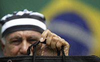 관성 인플레이션의 공포...‘하이퍼인플레’ 겪은 브라질서 얻는 교훈은?