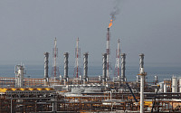 이란, 유럽 원유시장서 러시아 공백 상쇄하나