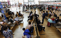 ‘킹달러’에 주춤하는 면세점...인천공항 입찰은 언제?