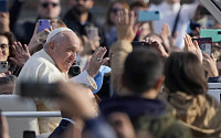 프란치스코 교황, 반이민 우파 집권 예상되는 이탈리아에 “이민자 도우라”