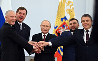 푸틴, 우크라이나 점령지 편입 최종 서명…공식 러시아 영토 승인