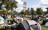 [포토] 한강공원에 가득한 불꽃축제 기다리는 텐트들