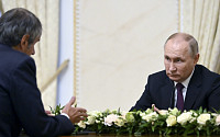 전 러시아 외무장관 “푸틴 세 차례 오판, 핵무기 사용은 안 해”