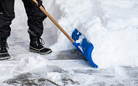 60대 이상 '시니어 제설관리원' 선발… 겨울철 도로 관리 위해