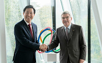 오세훈, '2036 올림픽' 유치전 박차…스위스서 IOC위원장 접견