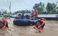필리핀, 태풍 '날개' 상륙으로 최소 72명 사망…주민 6만여명 피해