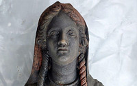 이탈리아서 2300년전 만든 고대 청동 조각상 발굴…“새 역사”