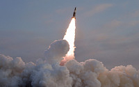 북한 탄도미사일 발사, 290㎞ 비행·속도 마하 6… 미국 중간선거 맞춰 도발