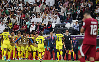 [카타르 월드컵] 카타르, 개막전서 에콰도르에 0-2 완패…홈팬 실망 기색 역력
