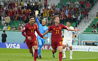 [카타르 월드컵] 젊어진 스페인, 코스타리카에 7-0 대승…독일, 16강 진출 안갯속