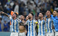 [카타르 월드컵] '라스트댄스' 메시 1골 1도움…아르헨티나 결승 진출