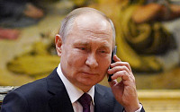 러시아, 내년 2월부터 유가 상한제 참여국에 석유 공급 금지