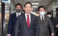 주호영 “중대선거구제 개편, 의견 모으기 대단히 어려울 듯”