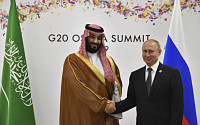 푸틴, OPEC+ 회의 이틀 전 빈 살만 사우디 왕세자와 통화