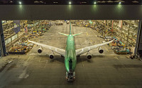 보잉, ‘하늘의 여왕’ 747 모델 생산 중단...마지막 747 아틀라스에어에 인도
