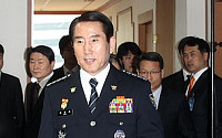 [포토]조현오 청장, 핵안보 정상회의 종합치한 대책 기자회견 참석