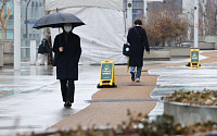 [내일 날씨] ‘우산 챙기세요’…전국 곳곳에 비