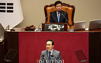 [포토] 박홍근 원내대표, 교섭단체 대표 연설