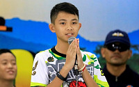 태국 동굴서 17일 만에 생환한 기적의 소년…영국 유학 중 돌연 사망