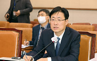 김형두 헌법재판관 후보자 “판결 선고되면 존중해야”