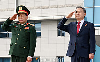 [포토] 한-베트남 국방장관, 의장대 사열
