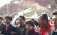 [총선 현장]박근혜, 20일 경남 방문 시장 돌아보며 민생 탐방
