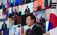 [종합] 尹 “한국, 국제사회 ‘자유 촉진자’”…대통령실 “국격 높여”