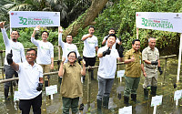 “인도네시아에 3만2000그루”…LG전자, 지구 곳곳에 나무심기 캠페인