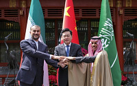 사우디-이란 관계 복원 속도...대사관 재개 위해 대표단 파견