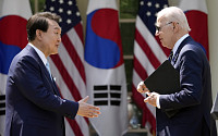 바이든 “반도체법, 중국 해치려는 것 아냐…한국에도 이득”