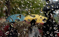 ‘어린이날’ 시간당 최대 50mm 폭우…강풍·벼락 동반