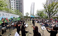 대우건설, 입주민 위한 야외 '푸르지오 가든 음악회' 개최
