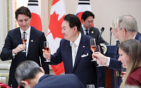 “尹, 일본 관계 개선한 강력한 파트너”…덕담 오간 트뤼도 공식만찬