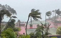 초강력 태풍 ‘마와르’ 괌 강타…한반도 영향은