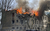 러시아, 우크라 전역에 야간 공습 …의료시설 공격에 최소 32명 사상