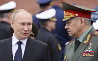 [속보] 푸틴 &quot;다음달 7~8일 벨라루스에 전술핵무기 배치&quot;