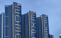 두산건설, ‘부산 2030 세계엑스포’ 유치 기원 아파트 점등 행사로 유공시민 표창
