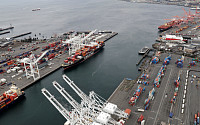 미국 시애틀항 폐쇄에 한국 수출도 비상