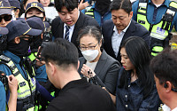 용산구, 이태원 유족 출근 저지에 ‘경찰기동대’ 투입 요청