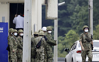 일본 자위대 사격장서 후보생 총기 발사...2명 사망 1명 부상