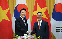 尹, '핵심 파트너' 베트남과 협력 강화…아세안 연대구상 본격 이행