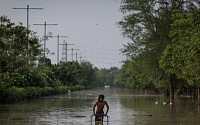 인도 뉴델리서 최악의 홍수…강물 수위 45년 만에 최고