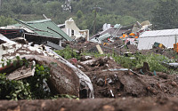 예천‧문경 인명피해 속출…약해진 지반에 ‘물 폭탄’ 떨어진 탓